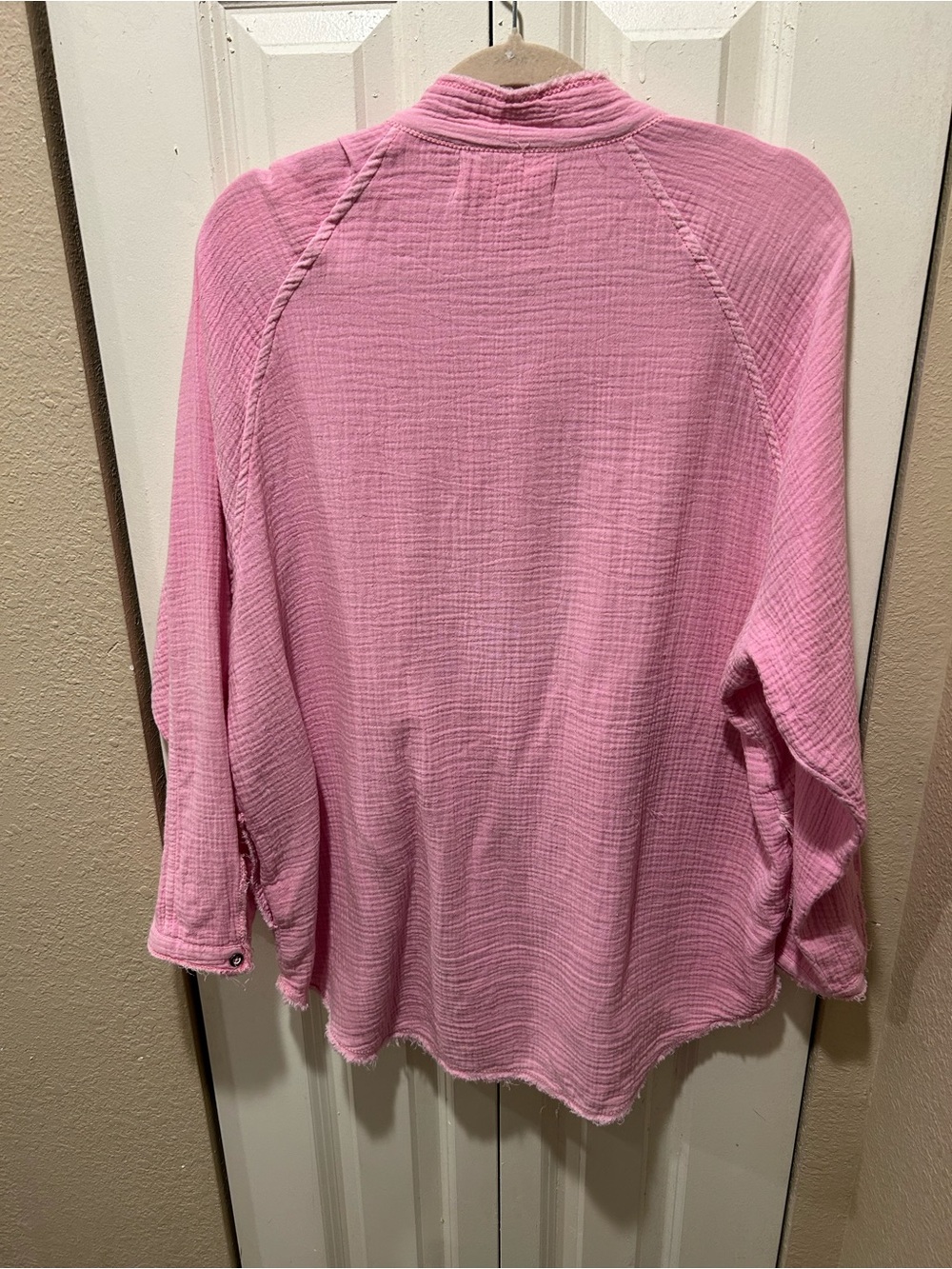We The Free Daydream Buttondown Pink Gauze Top , M - Picture 9 of 13